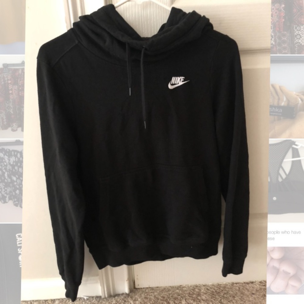 SUPER SOFT NIKE HOODIE